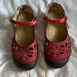 JBU Wildflower Streamline Shoes Red